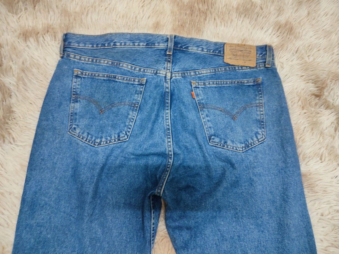 Levi's free sale shipping