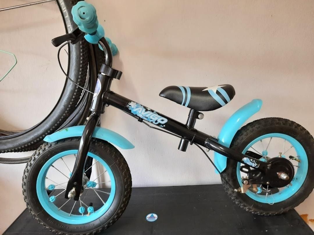 Avigo street deals boy balance bike