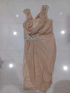 "Lipsy London" Lined Sleeves Dress