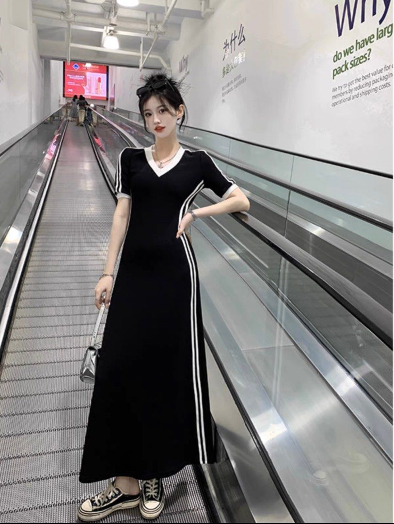 BRAND NEW Maxi casual black dress