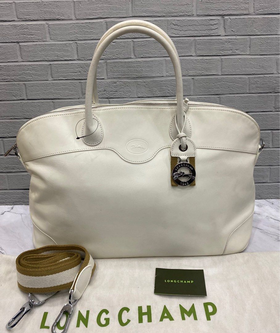 LONGCHAMP au sultan dome white SHW Size 40x16x29 Db,booklet @5,5
