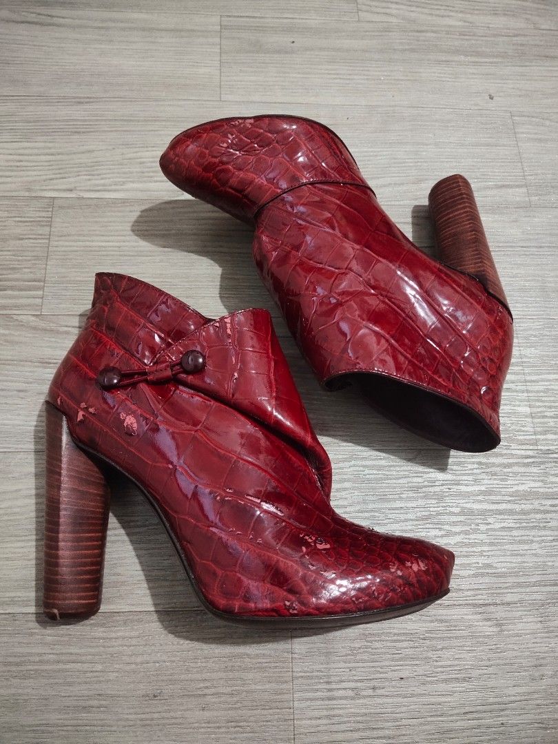 classic louis vuitton heels