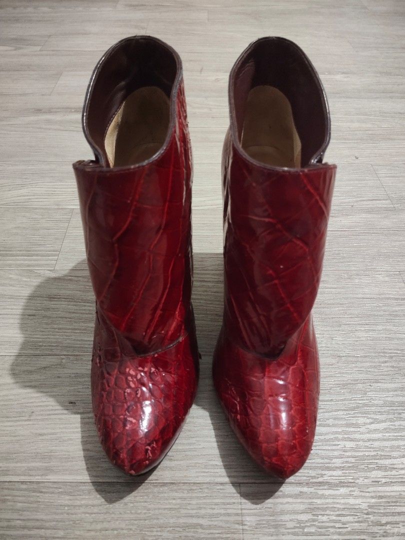 classic louis vuitton heels