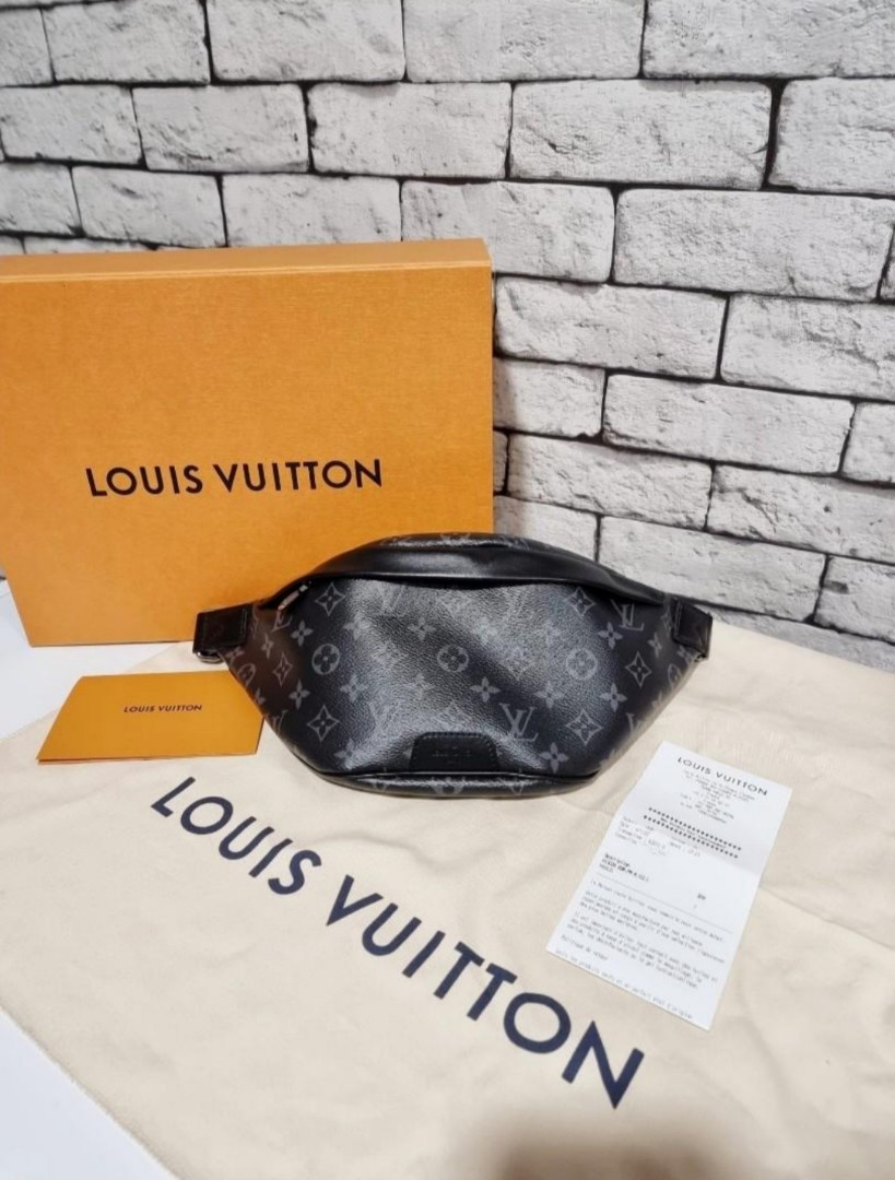 LOUIS VUITTON LOUIS VUITTON Discovery Bumbag Crossbody Belt Bag PM M46035  Monogram Eclipse Men M46035