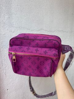 Louis Vuitton Denim BumBag Outdoor Body Bag Purple Monogram Authentic Rare