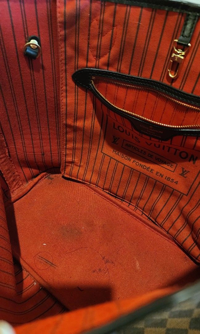 Inside online neverfull bag