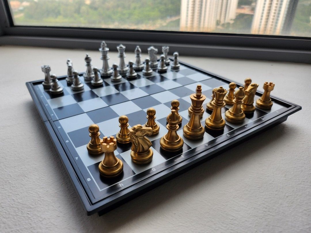 Wooden Chess Set - Handcrafted Chess Pieces - 15 Inch Chess Board -  Foldable - Interior Storage Space - Travel Friendly - Felt Bottom - 3 Inch  King - Bonus Wooden Checkers Pieces, Board Games -  Canada