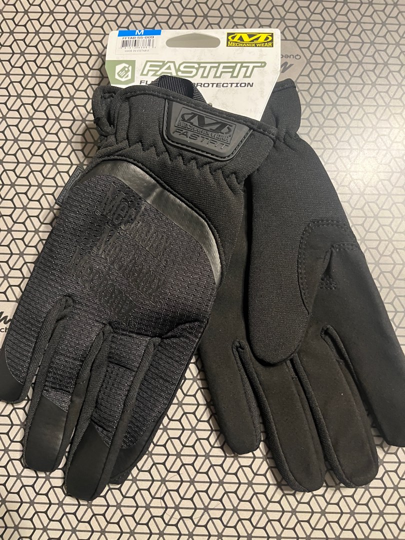 Mechanix gloves, Men's Fashion, Watches & Accessories, Gloves on Carousell