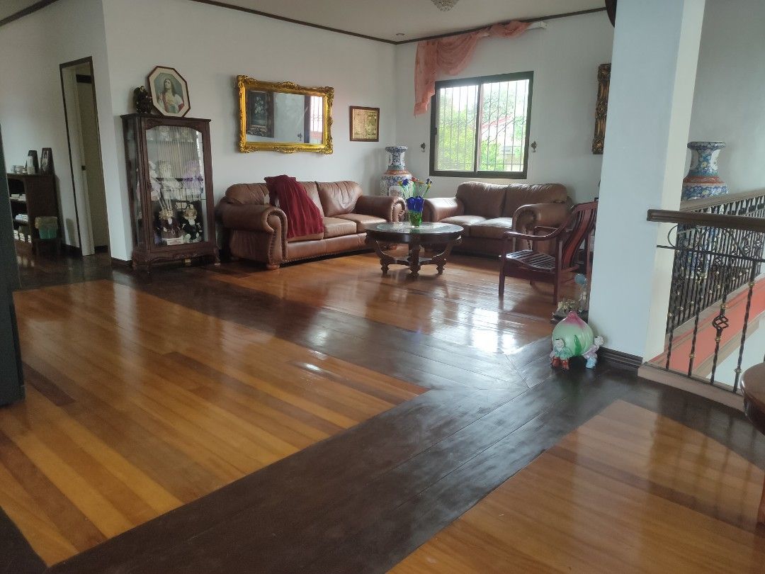 Mendez Cavite / 2Storey House and Lot on Carousell