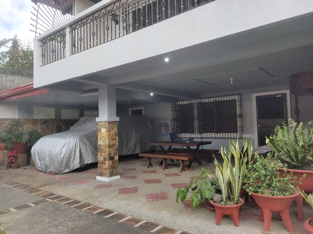 Mendez Cavite / 2Storey House and Lot on Carousell