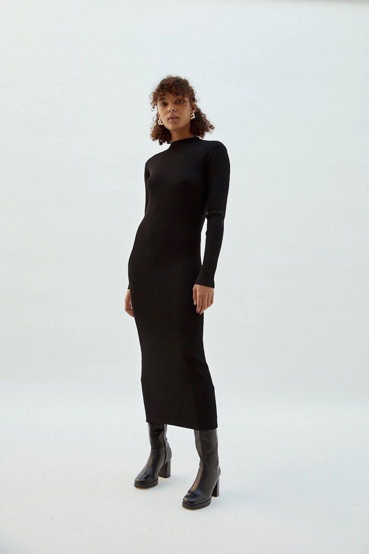 how to cover back in backless dress 1970's St Tropez Backless Knitted Dress – Ma Penderie Vintage main image 1