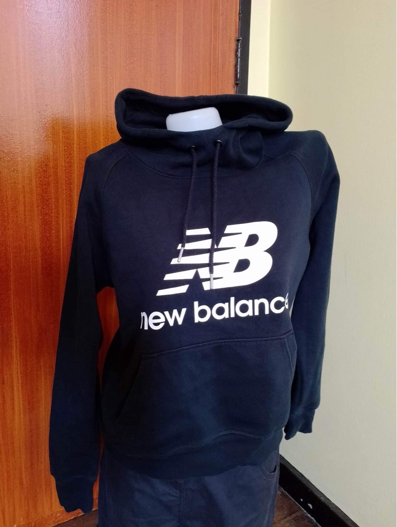 Harga hoodie new balance original discount