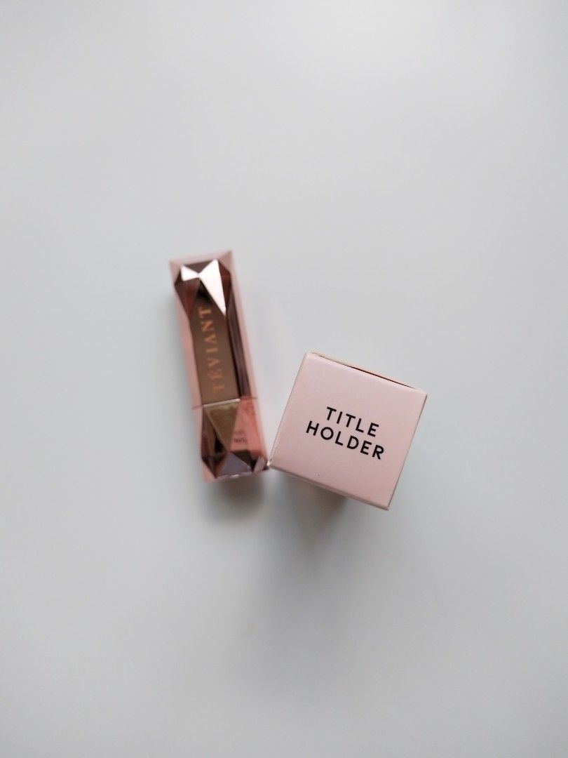 Teviant lipstick title holder on Carousell