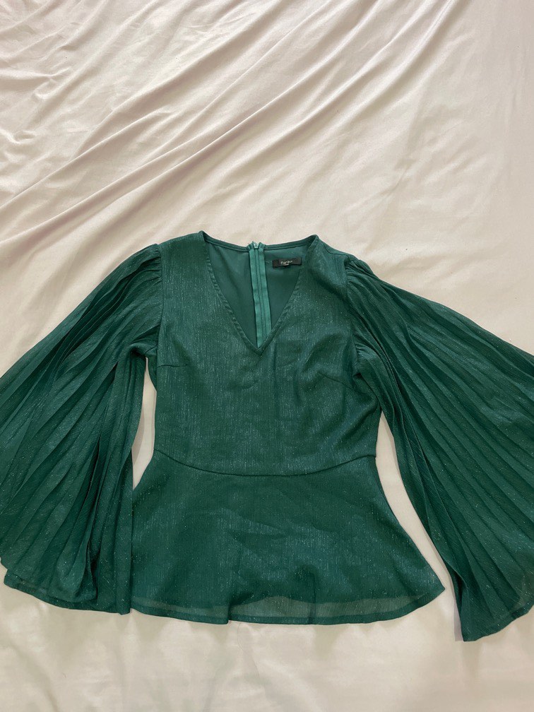 Nichi, Women's Fashion, Tops, Blouses on Carousell