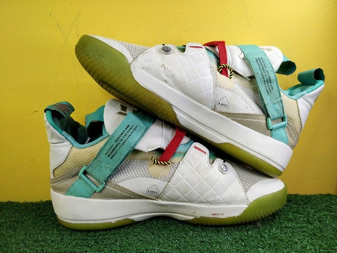 Jordan 33 vast grey top