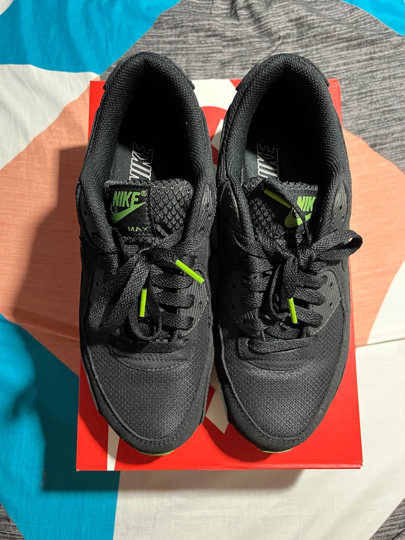 Nike Air Max 90 size 9 on Carousell
