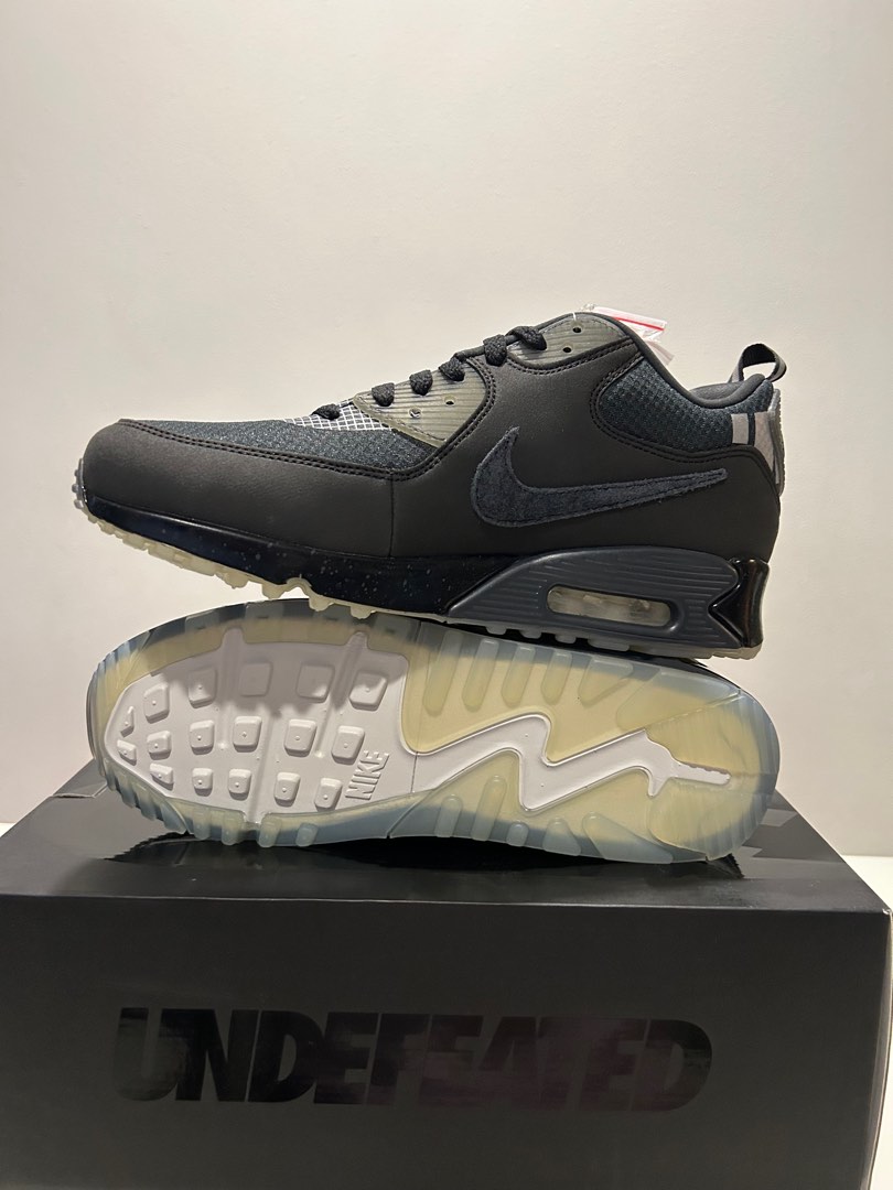 Nike 90 undefeated store