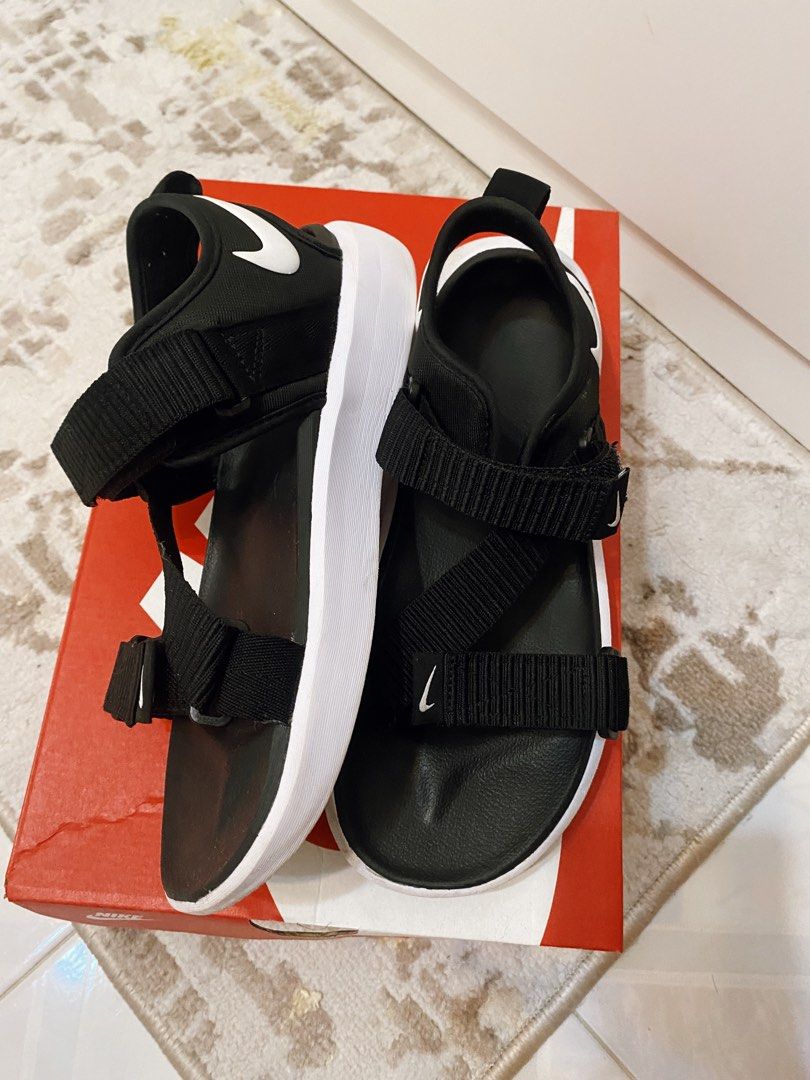 Nike Vista Sandal Black White UK 6.5 Women s Fashion Footwear Sandals on Carousell