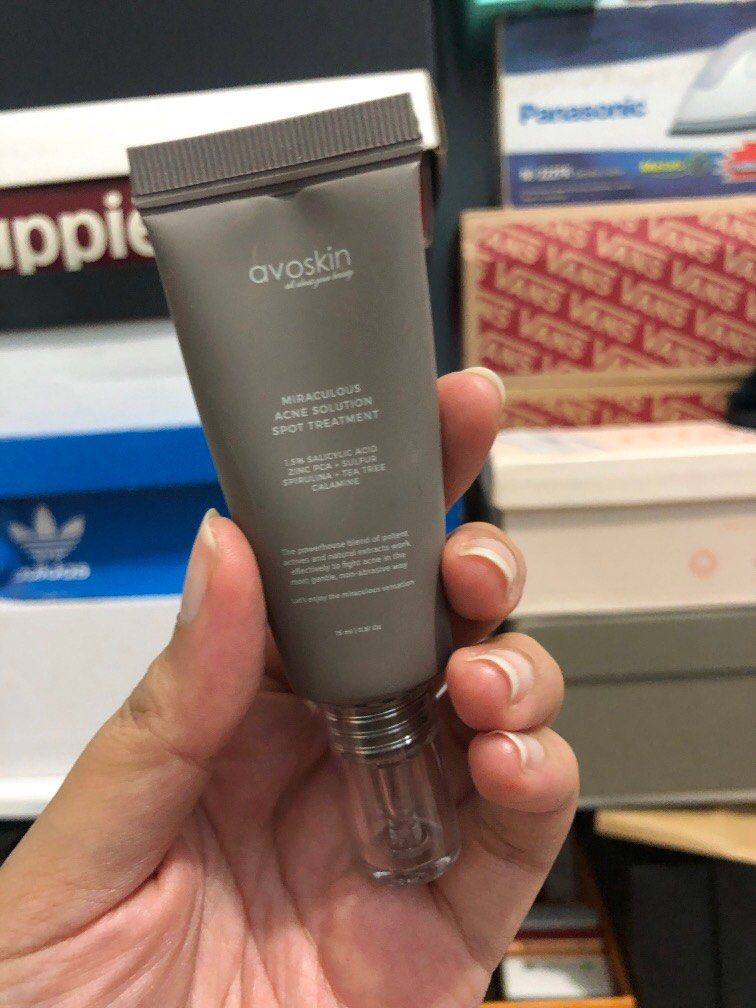 NO BOX Avoskin Miraculous Acne Spot Treatment on Carousell