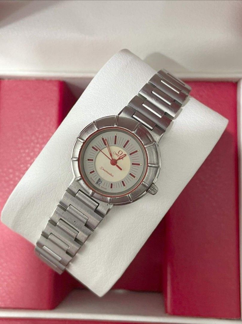 Omega Seamaster Ladies Authentic In excellent condition Quartz