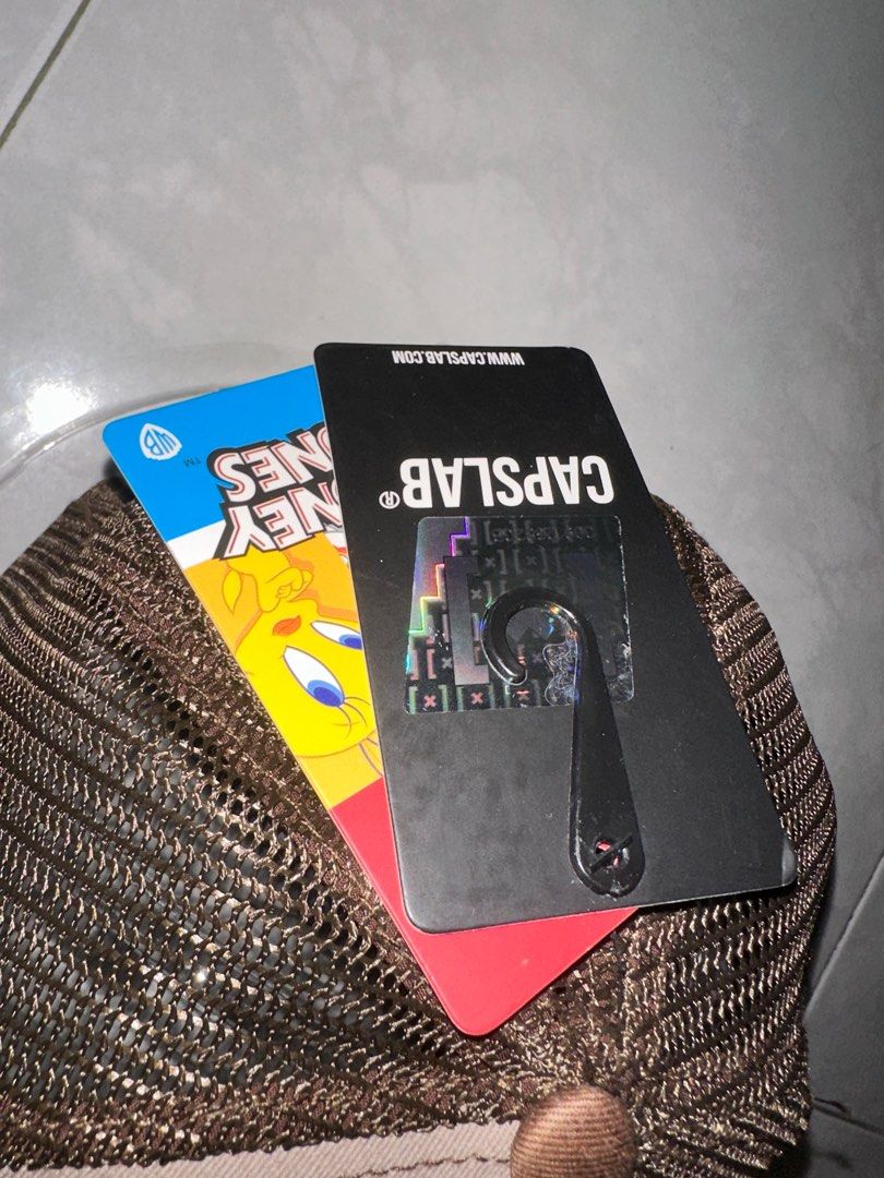 Original capslab x taz looney tunes, Men's Fashion, Watches