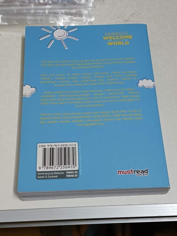 PARENTS TO MY WORLD, Hobbies & Toys, Books & Magazines