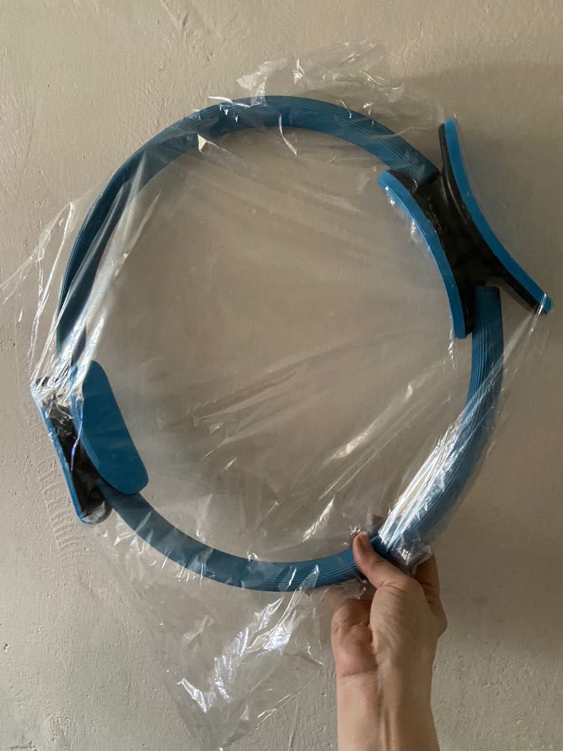 Pilate Ring (Category: Other Sports Equipment and Supplies) located in Singapore. Submitted by esto55 (Listing ID 272513708, Image 1). Description: 14” Blue Colour Only. Exercise at the comfort of your home. Stay strong and healthy! Stay safe! PM Now !! Thanks you 🙏😀 .