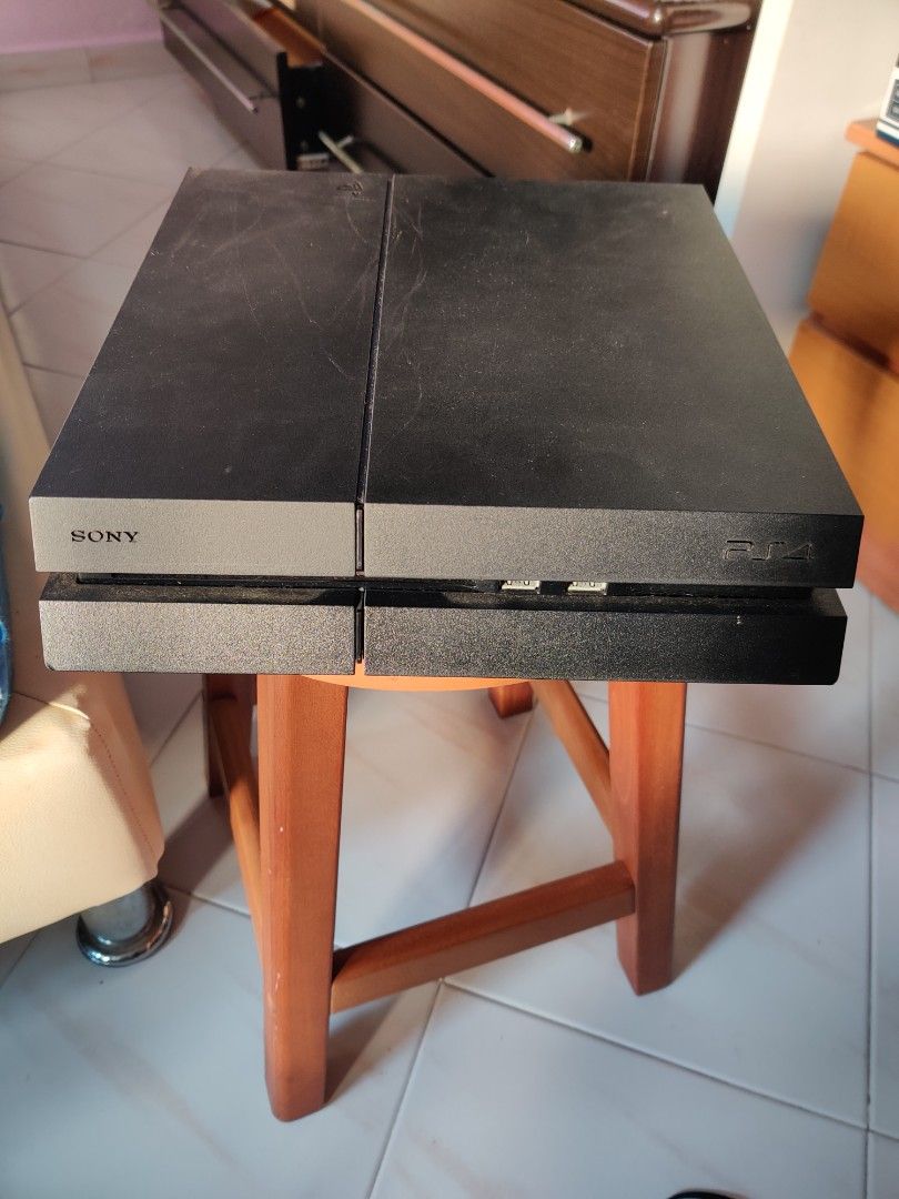 Playstation 4, 1TB (Console Only), Video Gaming, Video Game Consoles