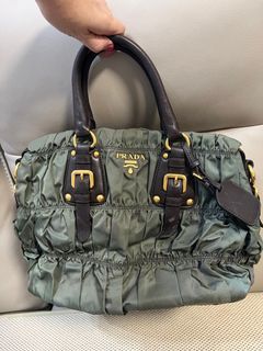 （分類：）位於 。 由 chanel1957 提交（商品編號 1235540738，圖片 1）。簡介： 。