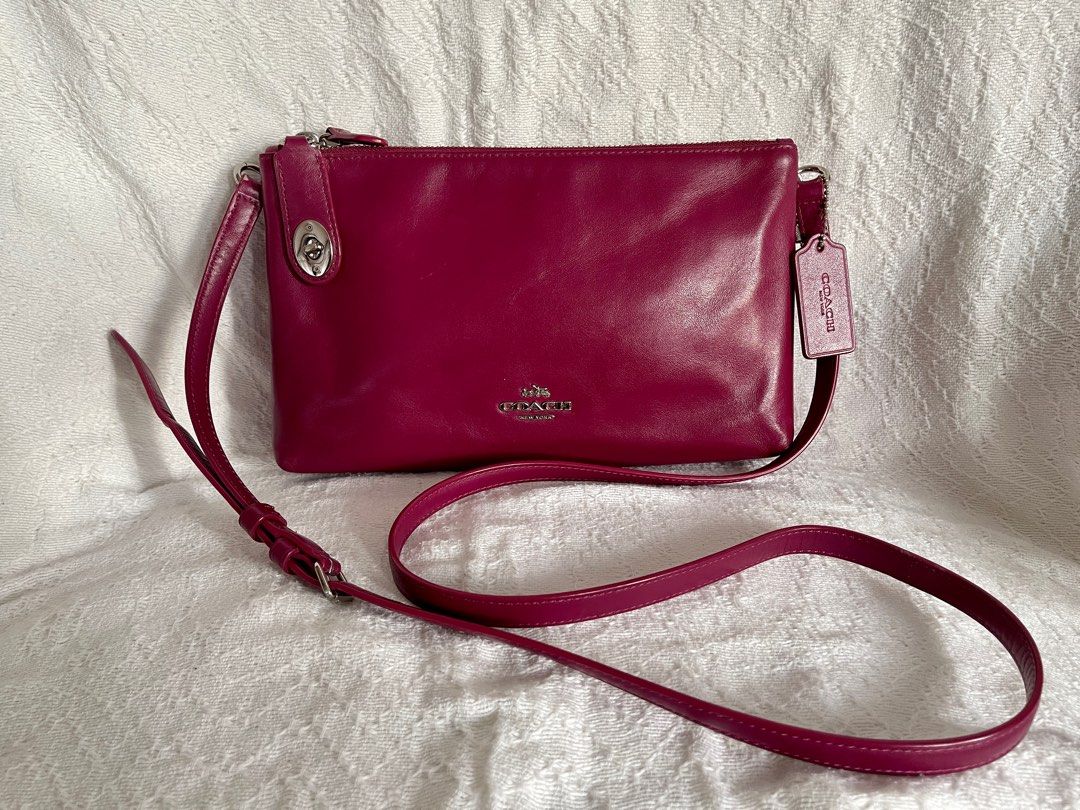 Preloved Coach Crosby Crossbody bag (Category: Luxury Bags & Wallets) located in Cainta. Submitted by jdcmd (Listing ID 1235527801, Image 1). Description: Coach Crosby Cyclamen Plum Leather 2 compartment Original Preloved no more inclusions With free tassel keychain (not coach) SF c/o buyer via lalamove, grab or lbc only No COD or COP Payment first basis Gcash or bdo bank transfer only .