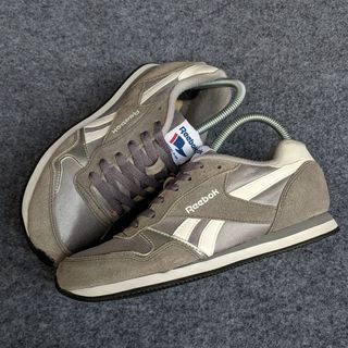 Rebook Royal Flag
 sz 37,5 fit 38