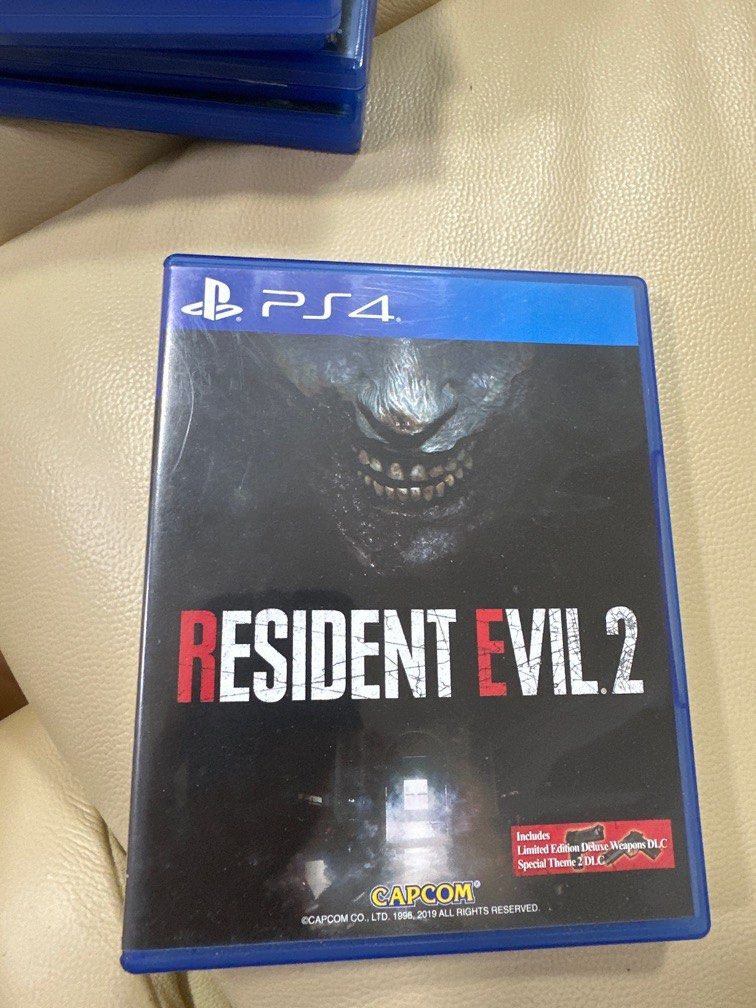 Resident evil 2, Video Gaming, Video Games, PlayStation on Carousell