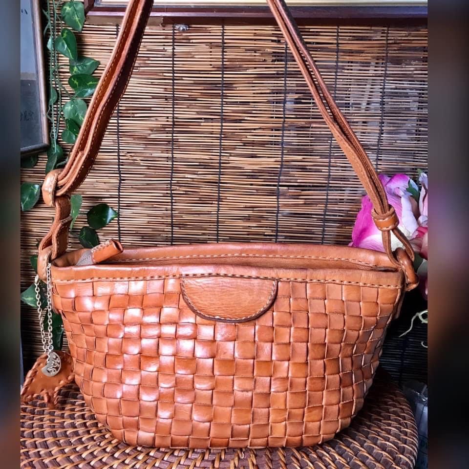 Japan Authentic Ostrich Vintage hand bag, Luxury, Bags & Wallets on  Carousell