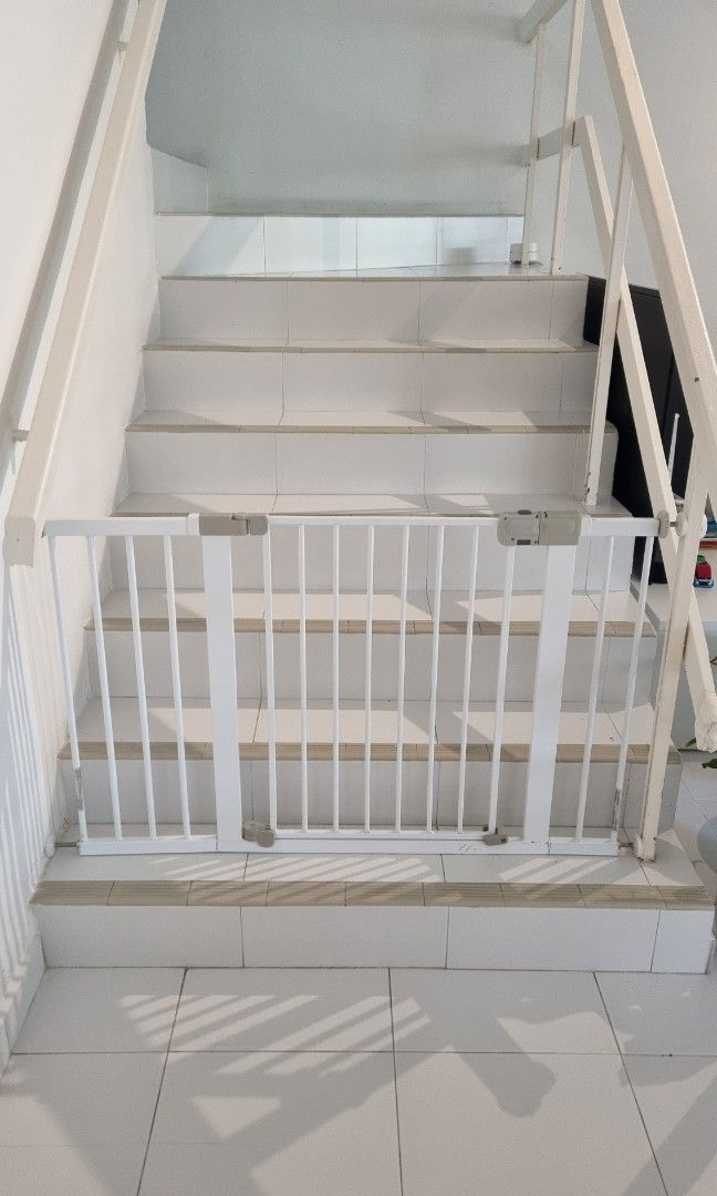 Safety first upressure fit 14cm extension, Babies & Kids, Baby Nursery & Kids Furniture, Safety