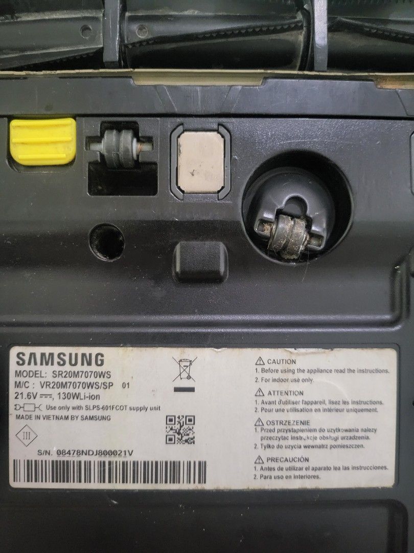 Samsung PowerBot SR20M7070WS, TV & Home Appliances, Vacuum Cleaner