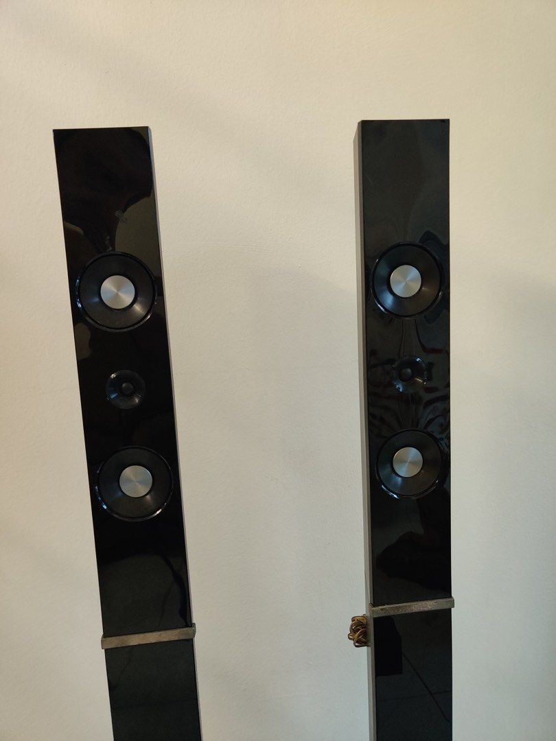 Samsung Surround Sound Speakers Set, Audio, Soundbars, Speakers