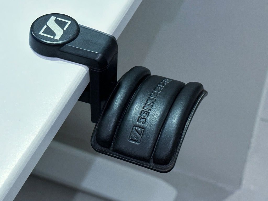 Sennheiser hh best sale 10 headphone holder