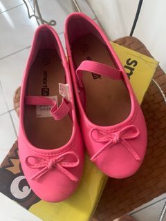 Sepatu anak Perempuan Pink Smart Fit