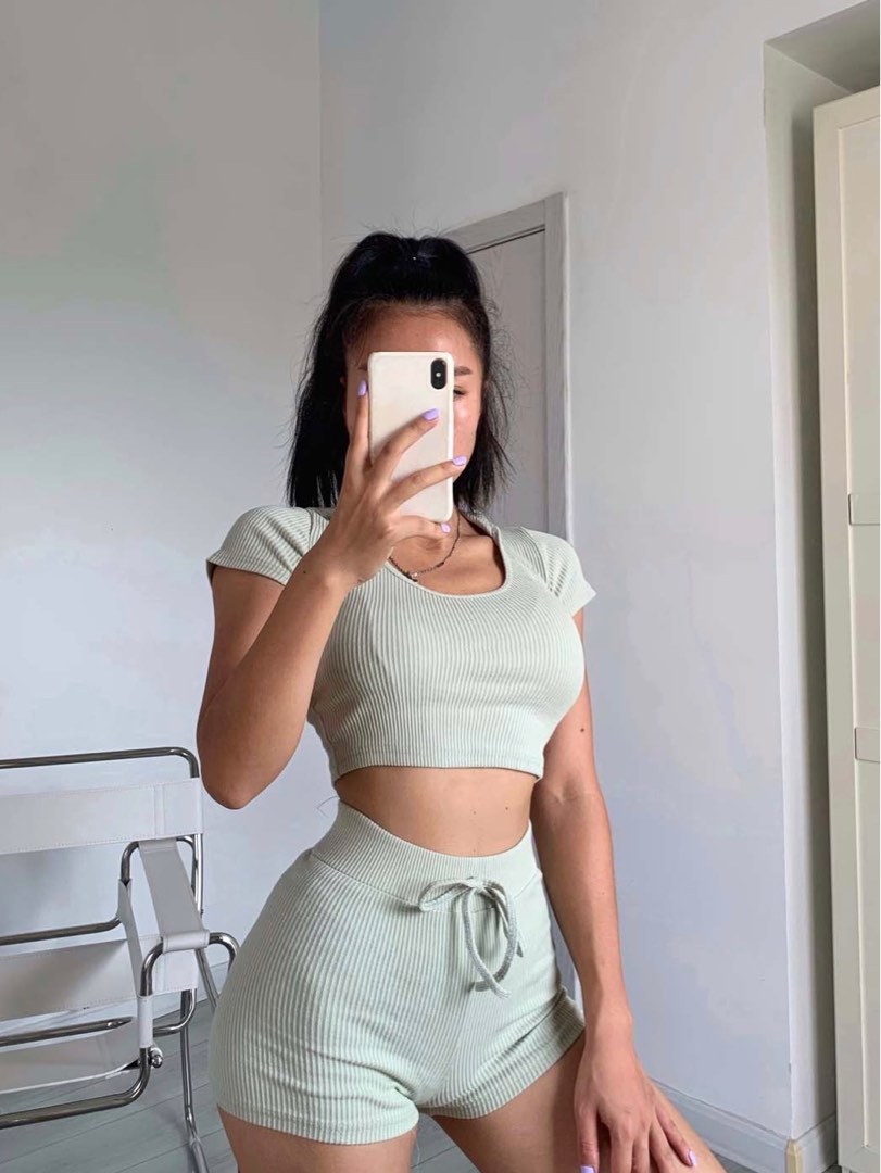 Hood crop sales top