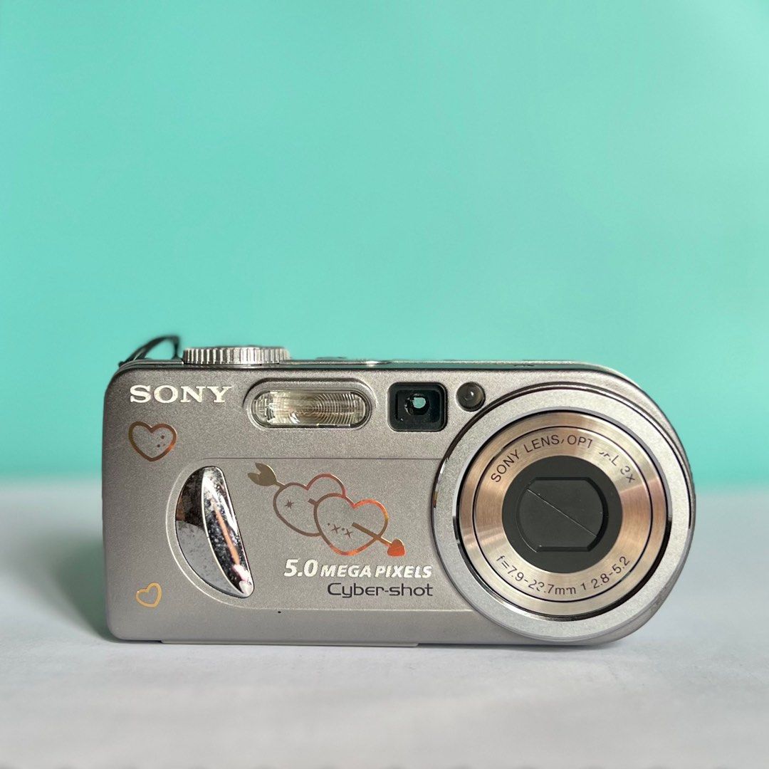 Sony Cybershot DscP10 RARE Digital Camera, Photography, Cameras on