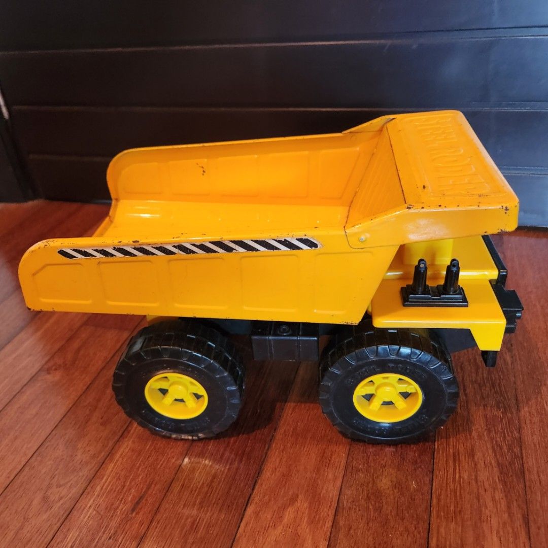 Steel roder dump hot sale truck