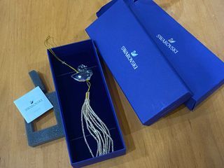 Swarovski swan ornament