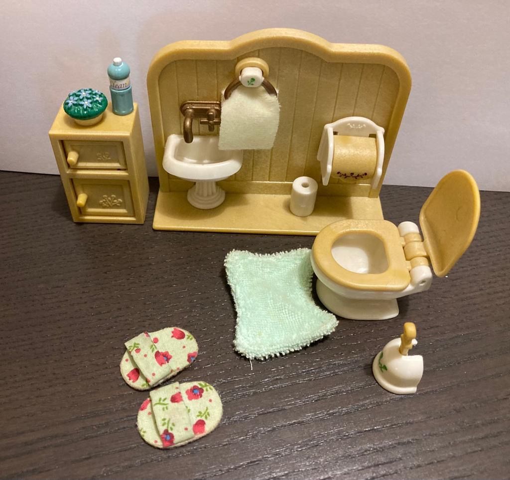 Sylvanian Families Bathroom Set, Hobbies & Toys, Toys & Games on