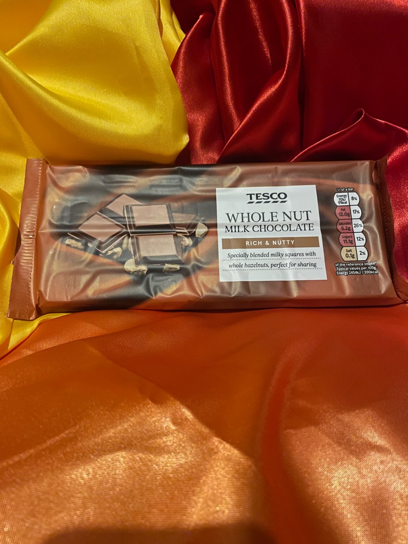 Tesco Whole Nut Milk Chocolate 200g, Food & Drinks, Other Food & Drinks