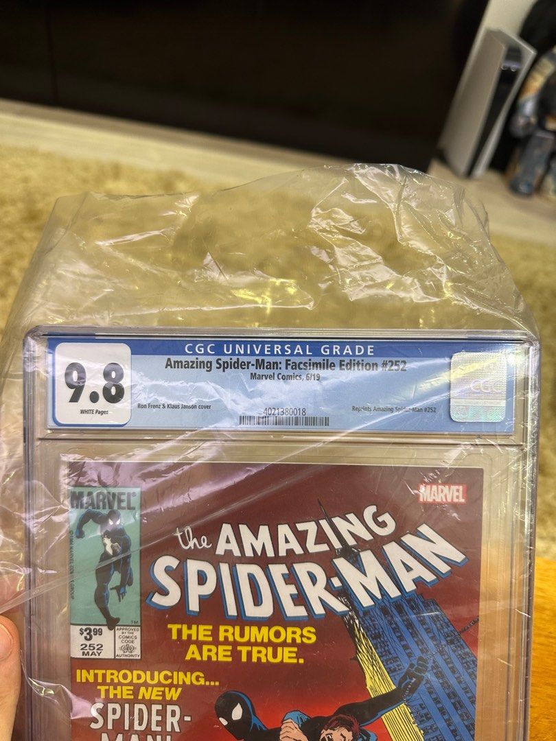 The amazing spiderman 252 facsimile first appearance of black