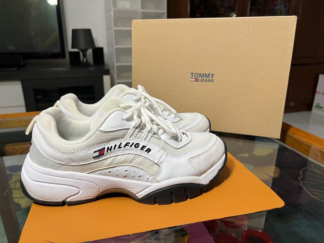 Tommy hilfiger heritage runner 2025