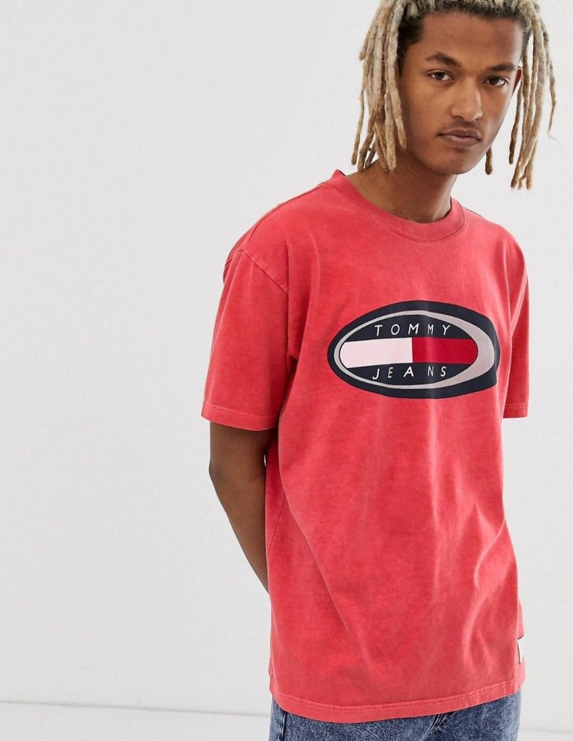 Red tommy jeans t shirt cheap