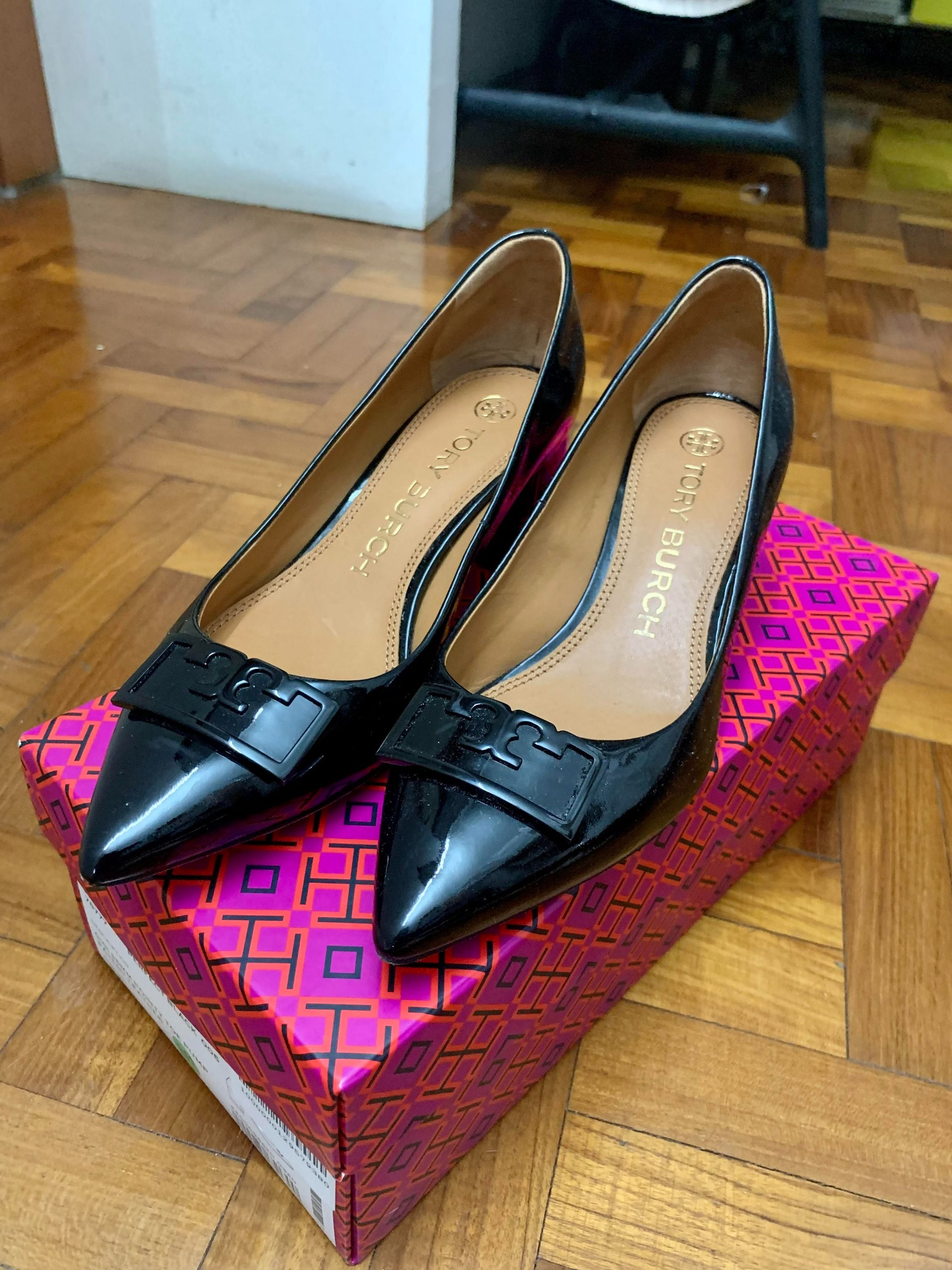 Gigi court heels on sale