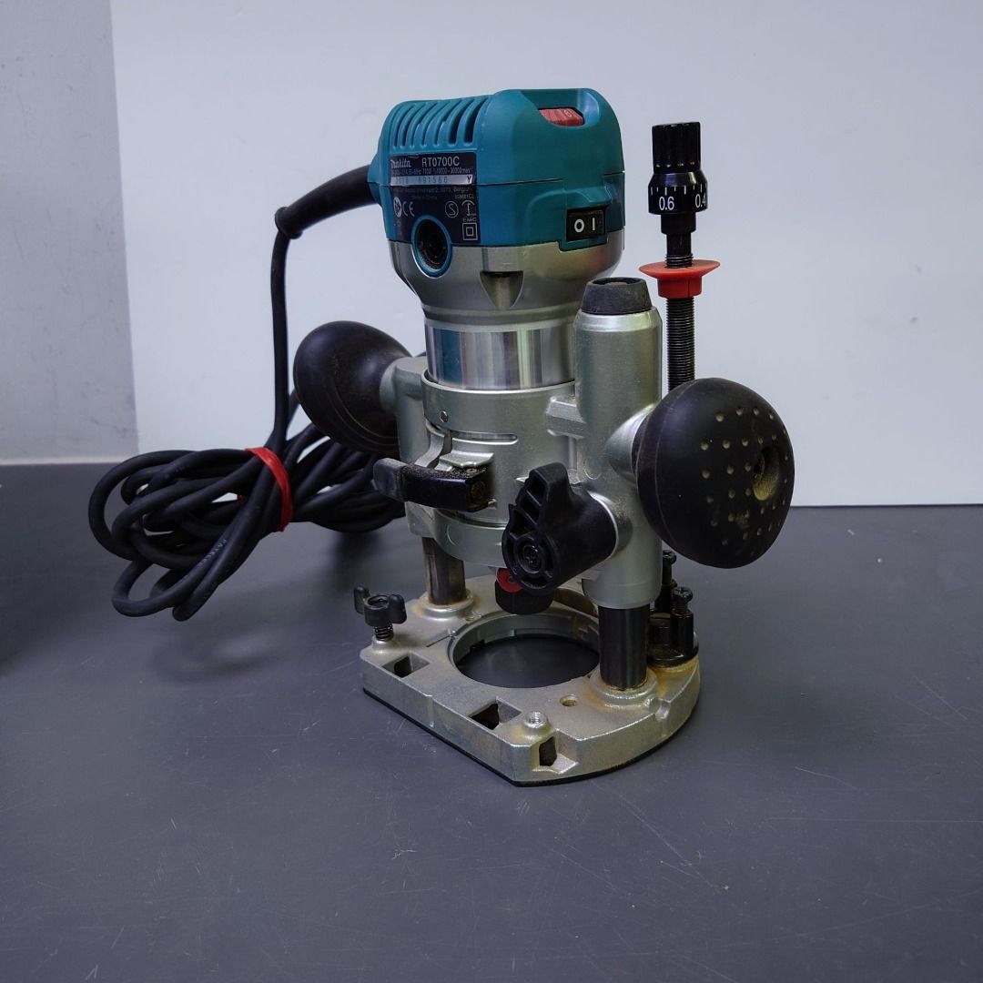 Makita 710w trimmer and router deals