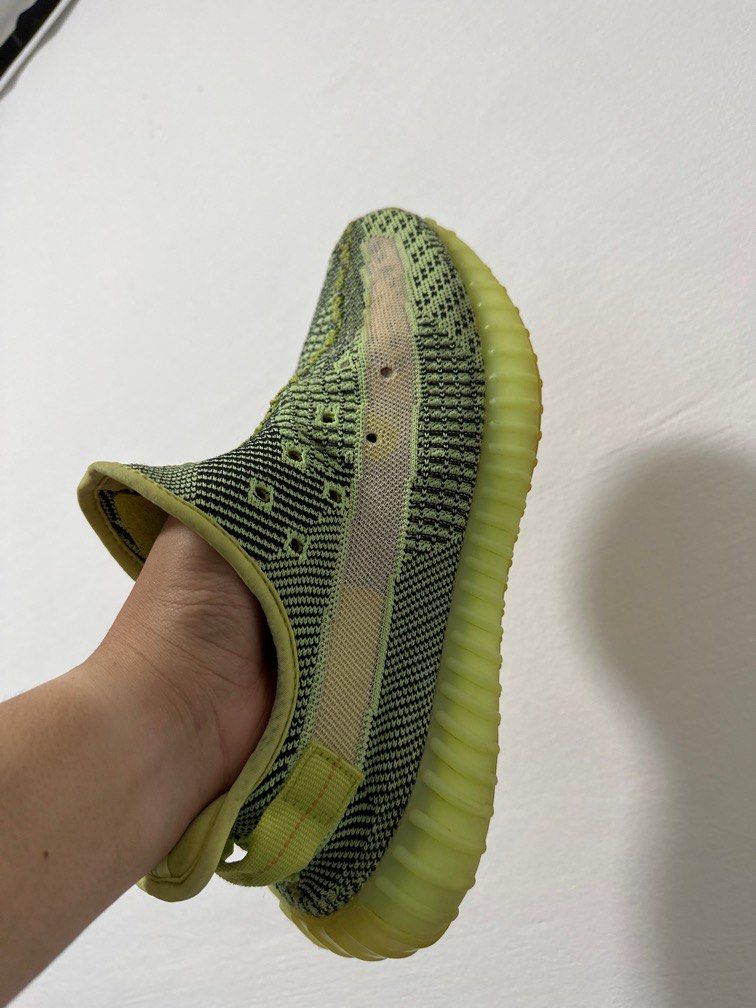 Yeezy 350 v2 glow on feet 2025